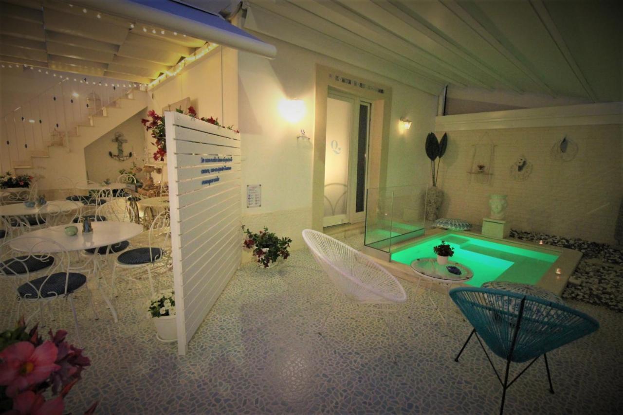 Quattrocuori Boutique Hotel & Spa Portopalo Di Capo Passero 外观 照片