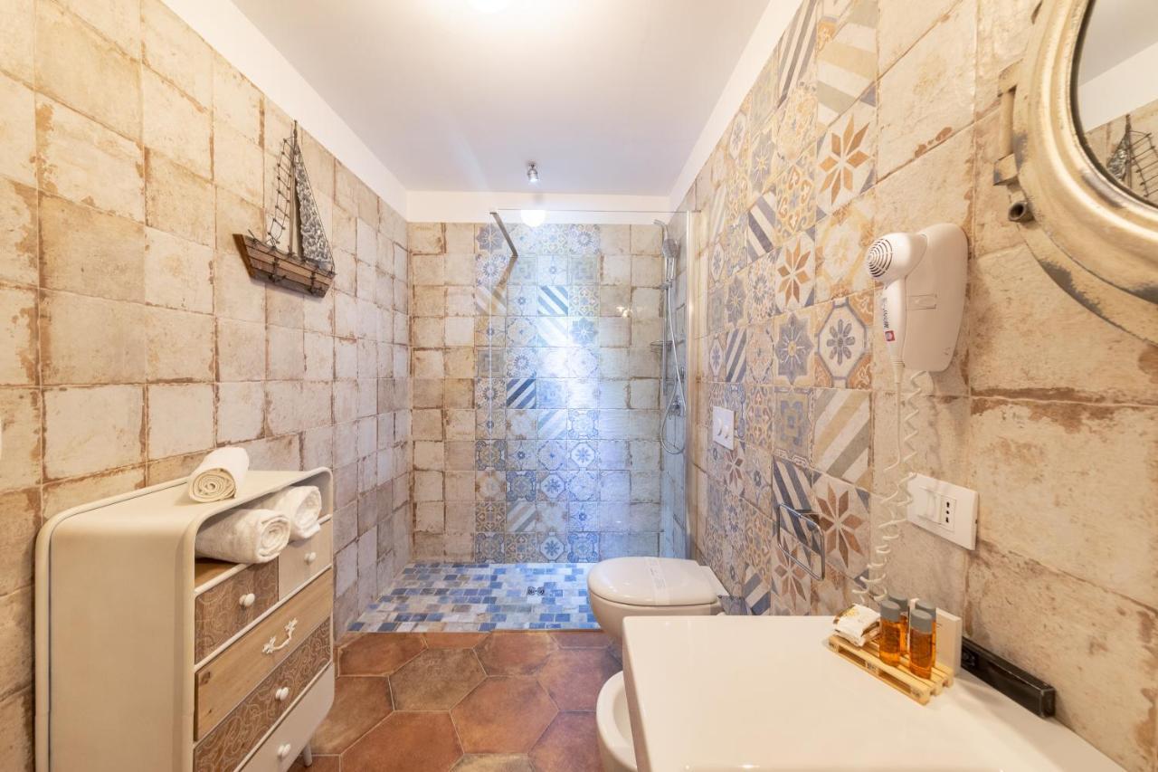 Quattrocuori Boutique Hotel & Spa Portopalo Di Capo Passero 外观 照片