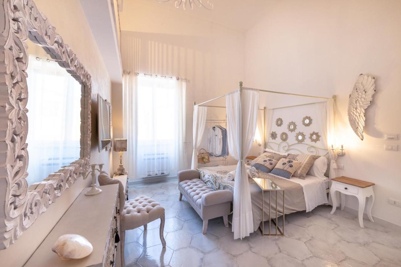 Quattrocuori Boutique Hotel & Spa Portopalo Di Capo Passero 外观 照片