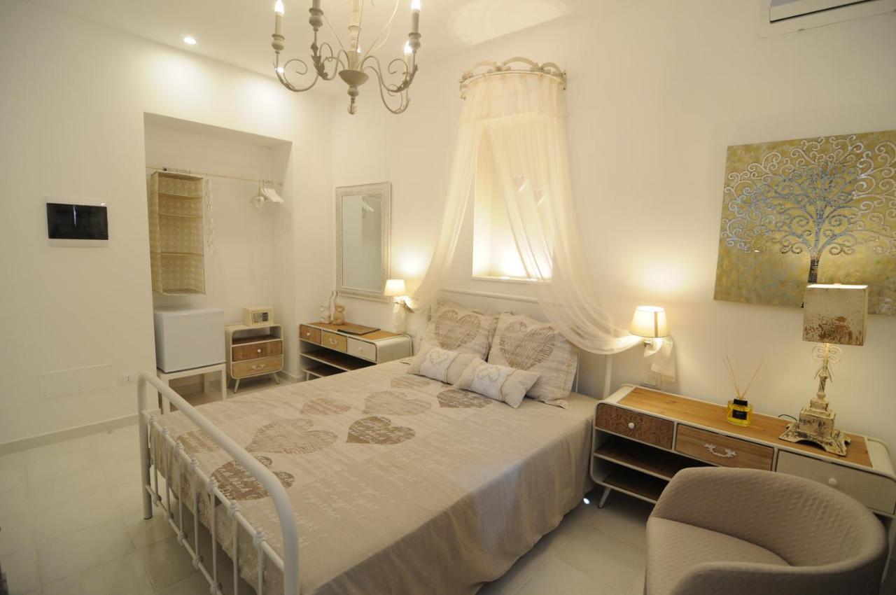 Quattrocuori Boutique Hotel & Spa Portopalo Di Capo Passero 外观 照片